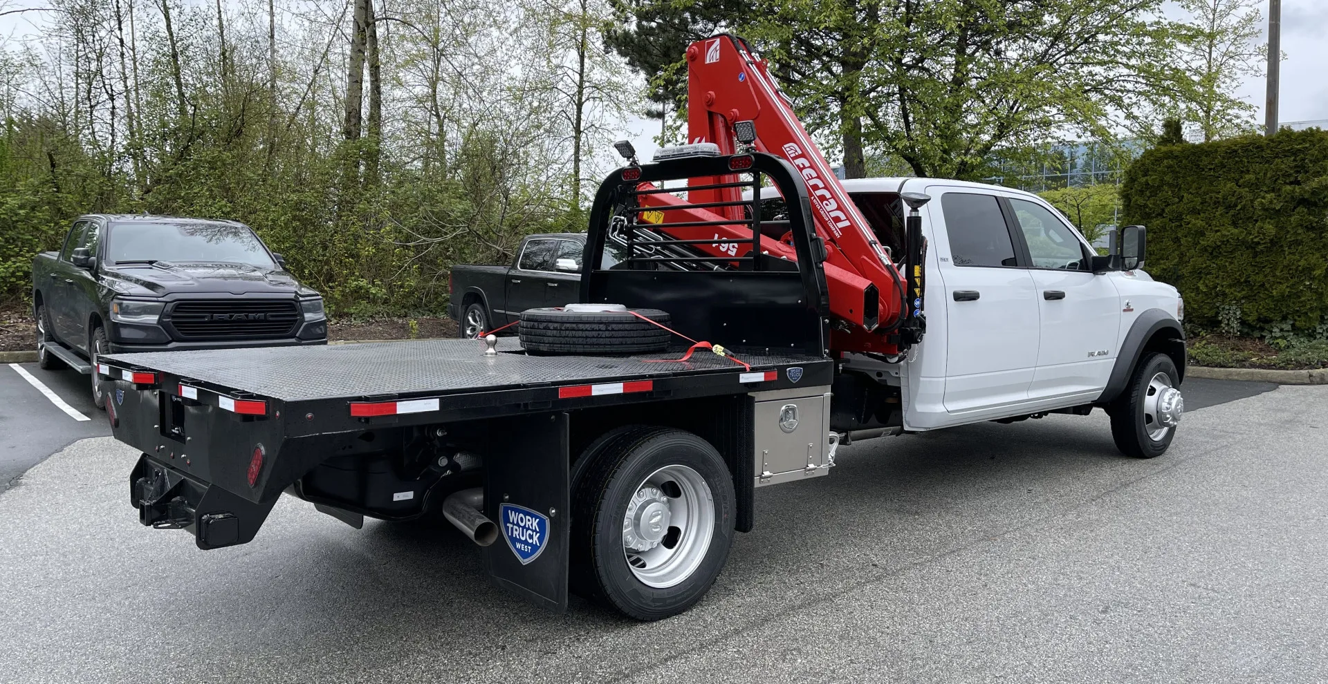 knuckle boom crane