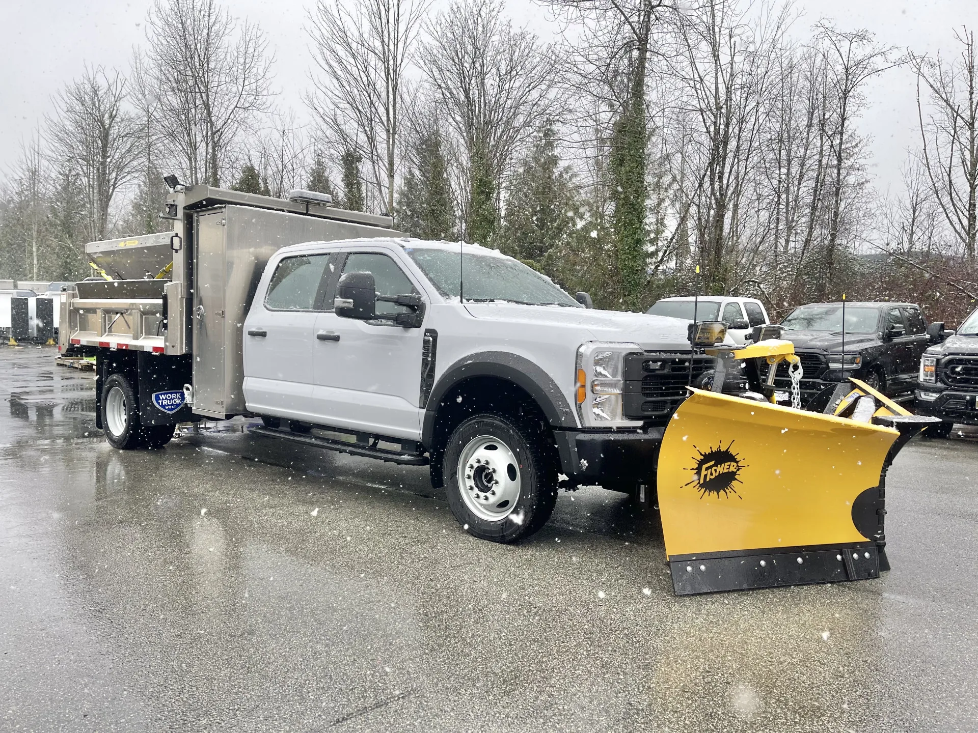 truck with snow plow