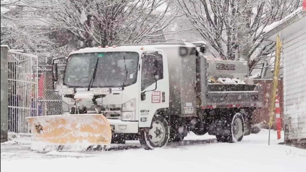 great-canadian-landscape-snow-equipment