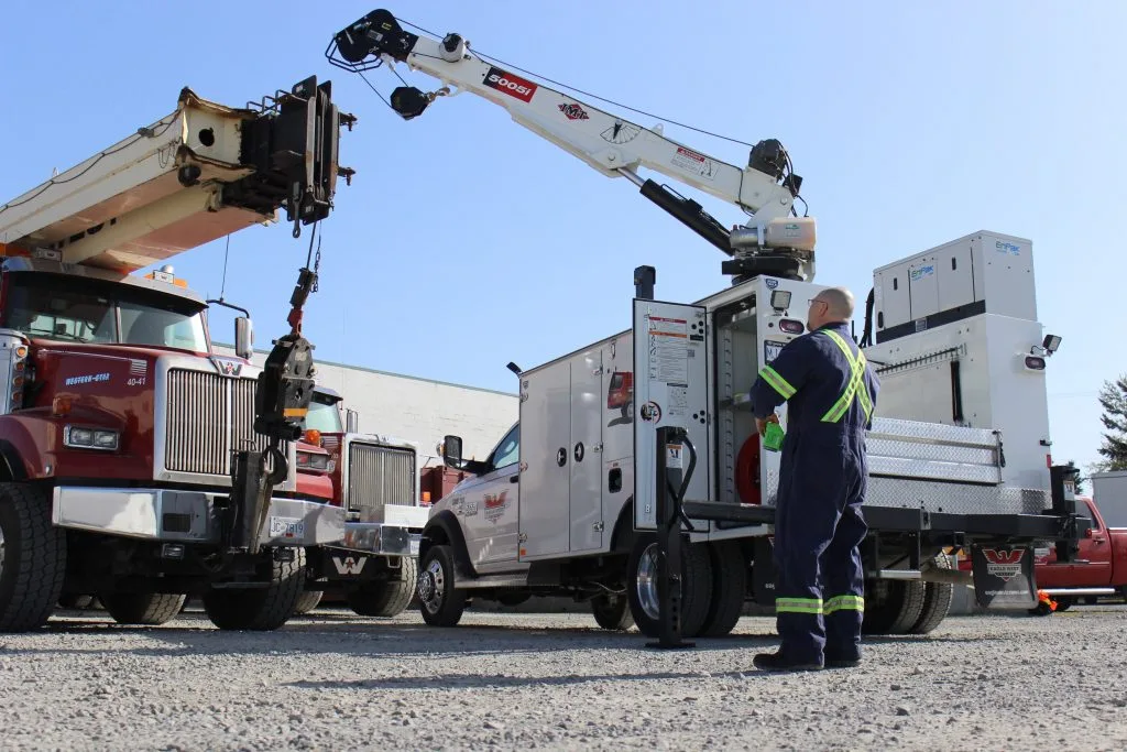eagle west cranes mechanic service truck